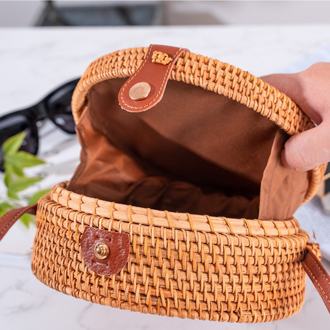 Flower Handwoven Rattan Clutch Bag